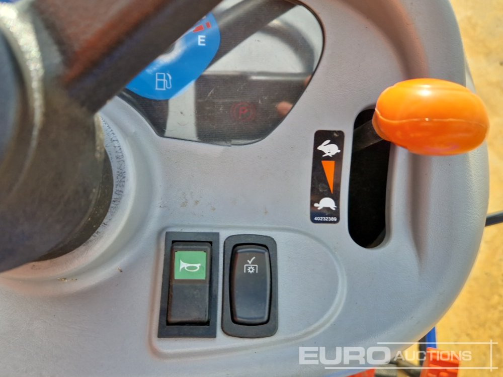 Trattore piccolo 2019 New Holland Boomer 25: foto 34