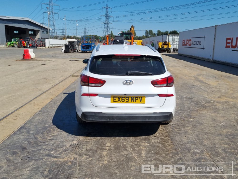 2020 Hyundai I30 - Autovettura: foto 4 2020 Hyundai I30 - Autovettura: foto 4