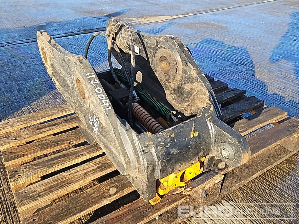 2023 JCB Hydraulic Double Lock QH 65mm Pin to suit 13 Ton Excavator - Attacco rapido: foto 3 2023 JCB Hydraulic Double Lock QH 65mm Pin to suit 13 Ton Excavator - Attacco rapido: foto 3