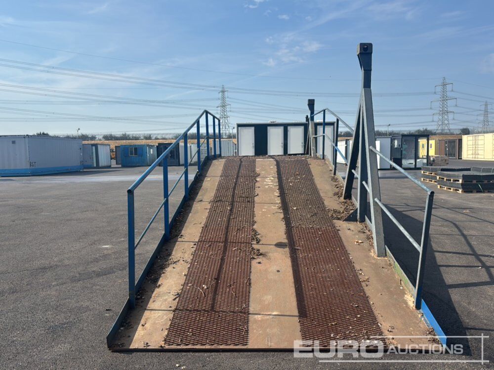 30' x 8' Loading Ramp - Rampa di carico: foto 4 30' x 8' Loading Ramp - Rampa di carico: foto 4