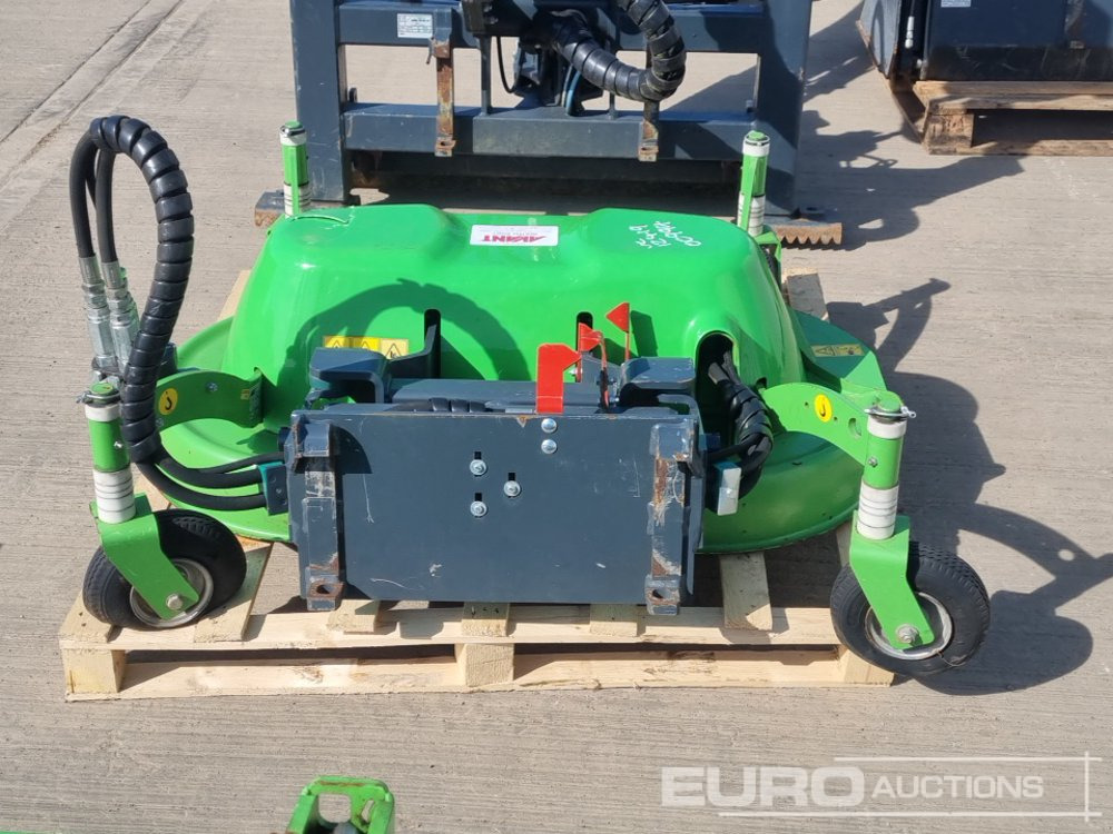 2019 Avant Hydraulic Cutting Deck to suit Compact Wheeled Loader - Attrezzatura per Escavatore: foto 4 2019 Avant Hydraulic Cutting Deck to suit Compact Wheeled Loader - Attrezzatura per Escavatore: foto 4