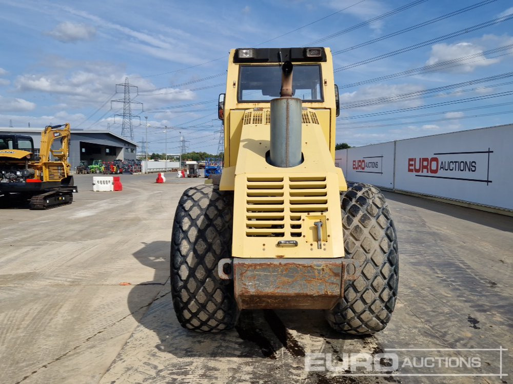 Bomag BW211D-3 - Rullo: foto 4 Bomag BW211D-3 - Rullo: foto 4
