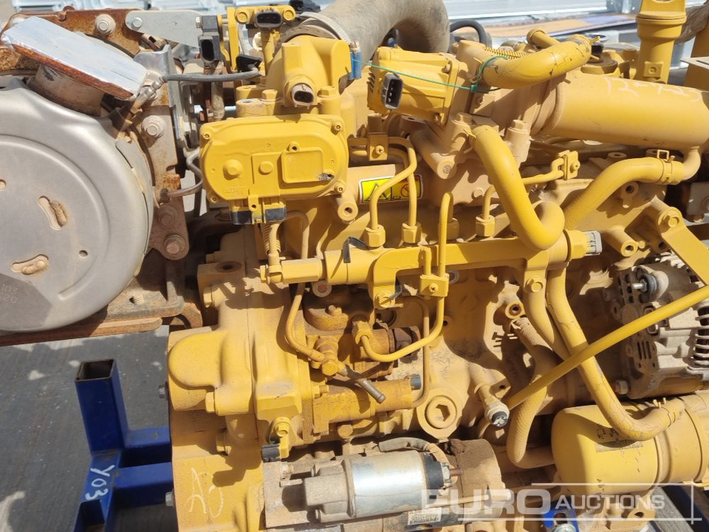 Motore CAT C3.3B: foto 20