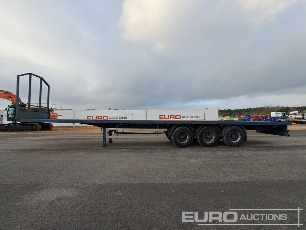 Dennison 45' Tri Axle Flat Trailer - Semirimorchio cassonato/ Pianale: foto 2 Dennison 45' Tri Axle Flat Trailer - Semirimorchio cassonato/ Pianale: foto 2
