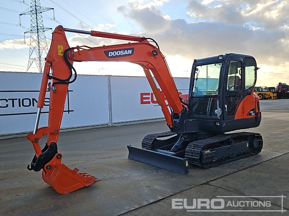 Doosan DX60 - Miniescavatore: foto 1 Doosan DX60 - Miniescavatore: foto 1