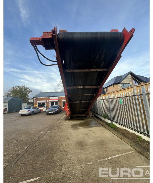 Extec Robotrac Tracked Scalping Screener - Vaglio: foto 2 Extec Robotrac Tracked Scalping Screener - Vaglio: foto 2