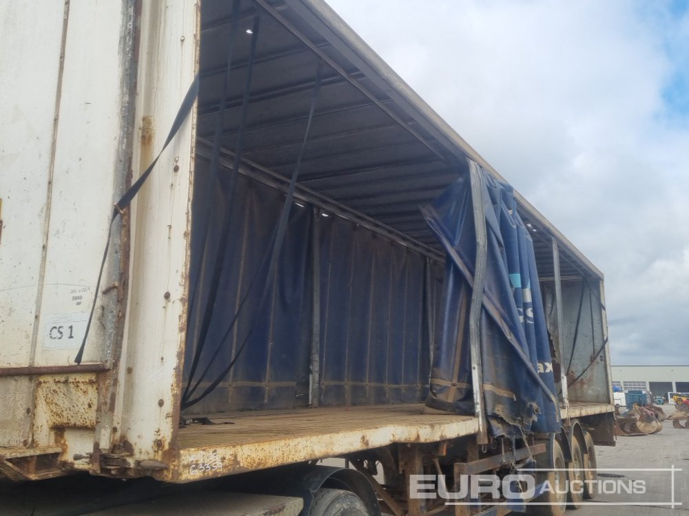 Semirimorchio centinato Fruehauf Tri Axle Curtainsider Trailer: foto 33
