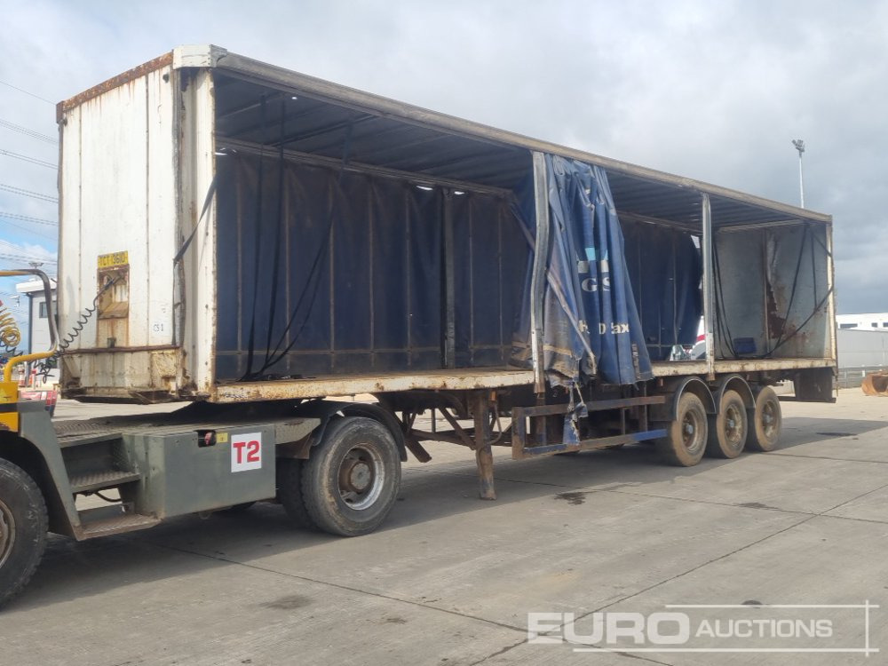 Fruehauf Tri Axle Curtainsider Trailer - Semirimorchio centinato: foto 2 Fruehauf Tri Axle Curtainsider Trailer - Semirimorchio centinato: foto 2