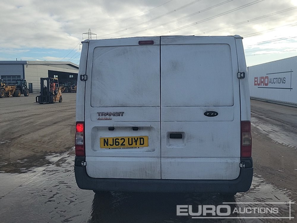 2012 Ford Transit 100 T280 - Furgone: foto 4 2012 Ford Transit 100 T280 - Furgone: foto 4