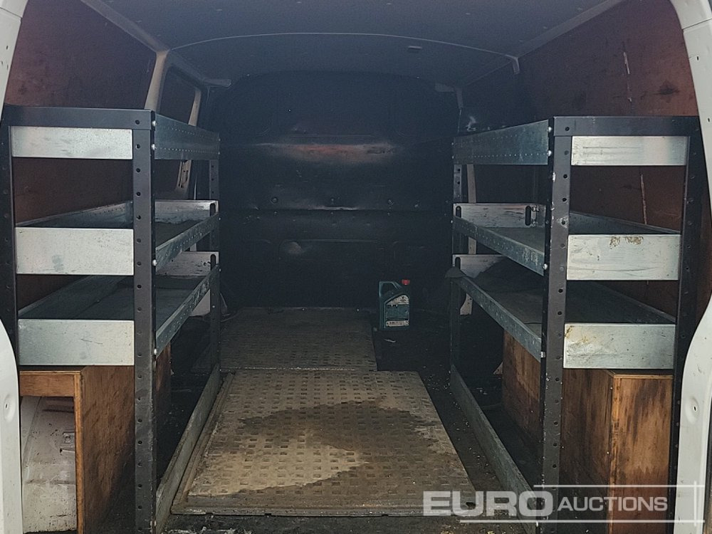 Furgone 2018 Volkswagen Transporter: foto 13 Furgone 2018 Volkswagen Transporter: foto 13