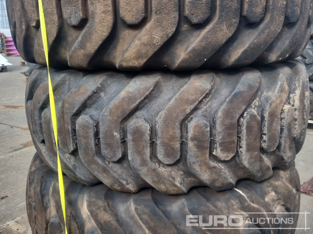 Pneumatico Goodyear 15.5/25 Tyre (4 of): foto 9