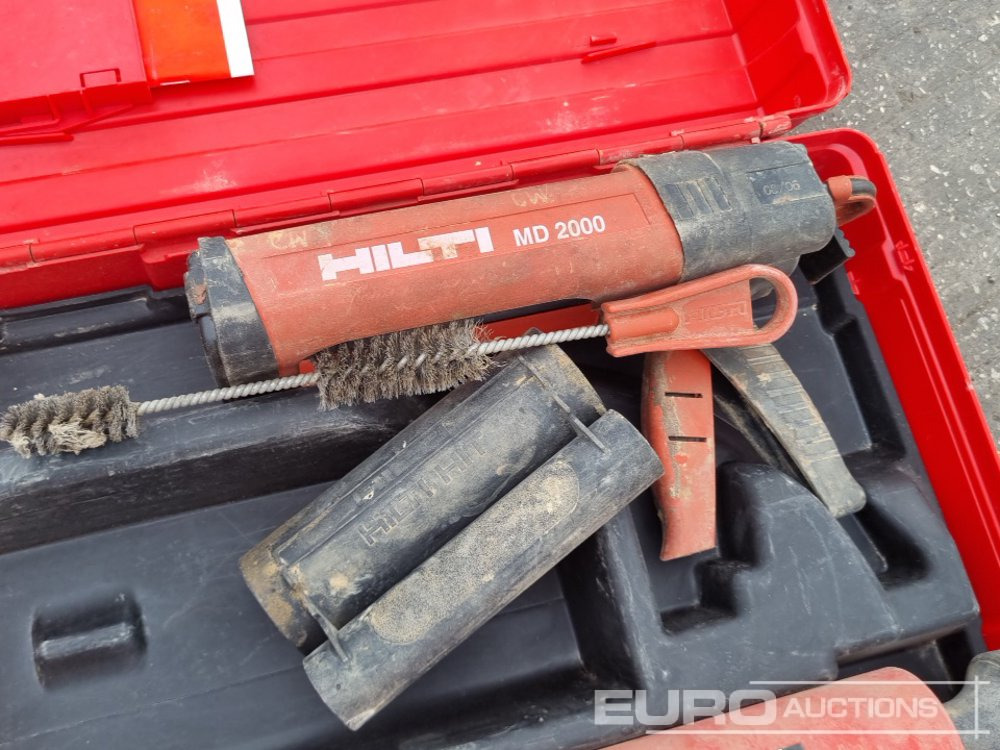 Attrezzatura da costruzione Hilti 110 Volt Handheld Breaker, Battery Vacuum, Greese Gun: foto 15