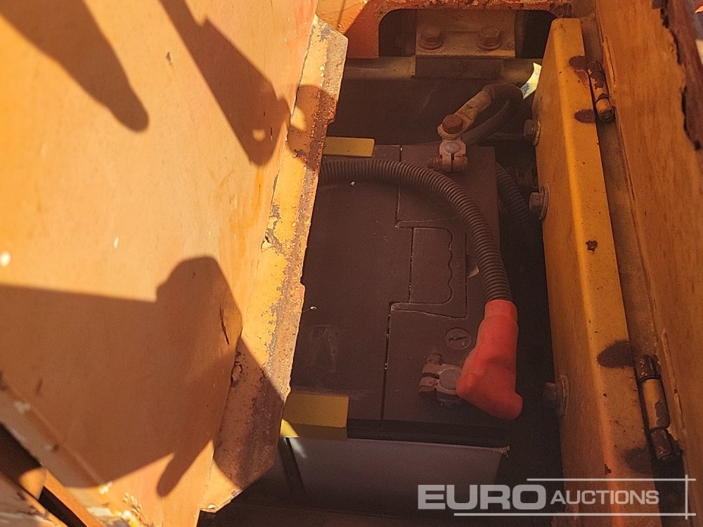 Dumper cingolato Hitachi EG40R: foto 22
