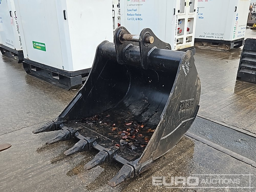 JCB 46" Digging Bucket 65mm Pin to suit 13 Ton Excavator - Benna: foto 1 JCB 46" Digging Bucket 65mm Pin to suit 13 Ton Excavator - Benna: foto 1