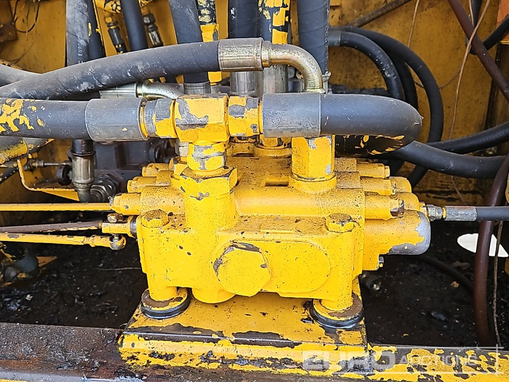 Escavatore cingolato JCB 806C: foto 26