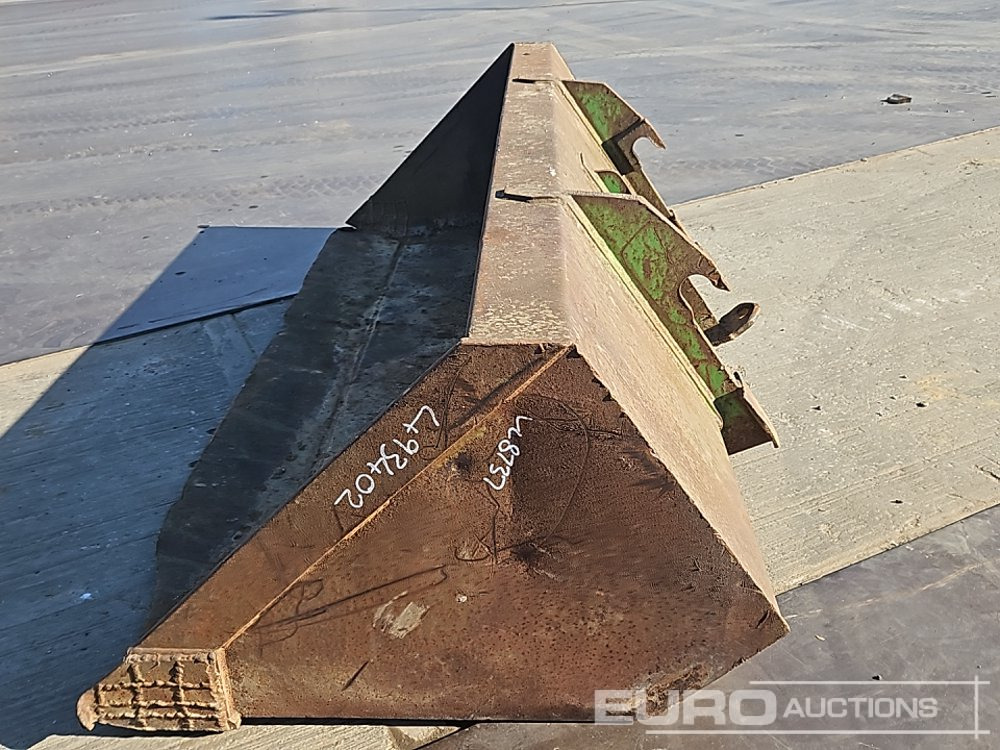 JCB 92" Loading Bucket to suit Telehandler - Benna: foto 2 JCB 92" Loading Bucket to suit Telehandler - Benna: foto 2