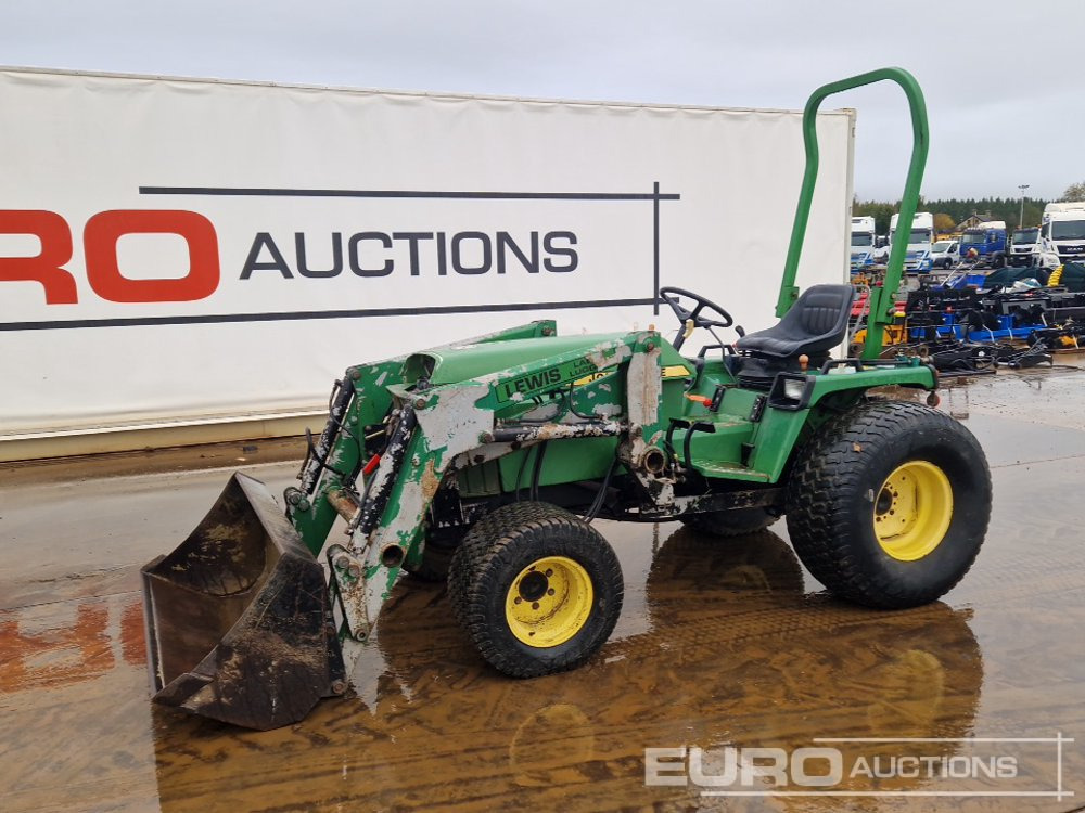 John Deere 955 - Trattore piccolo: foto 1 John Deere 955 - Trattore piccolo: foto 1