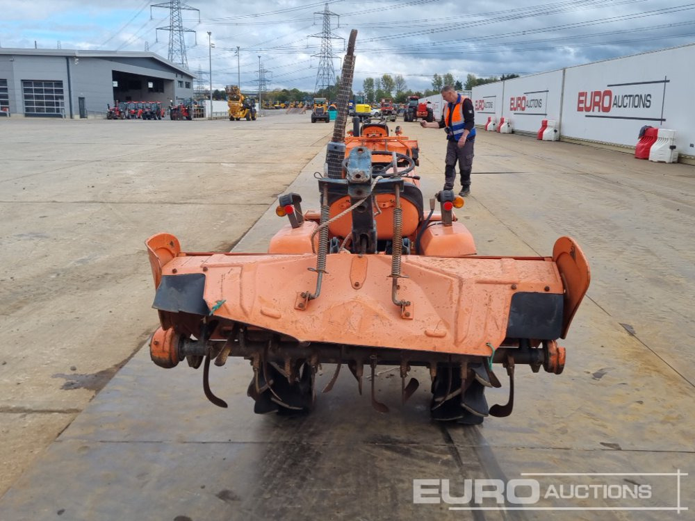 Kubota B1400 - Trattore piccolo: foto 4 Kubota B1400 - Trattore piccolo: foto 4