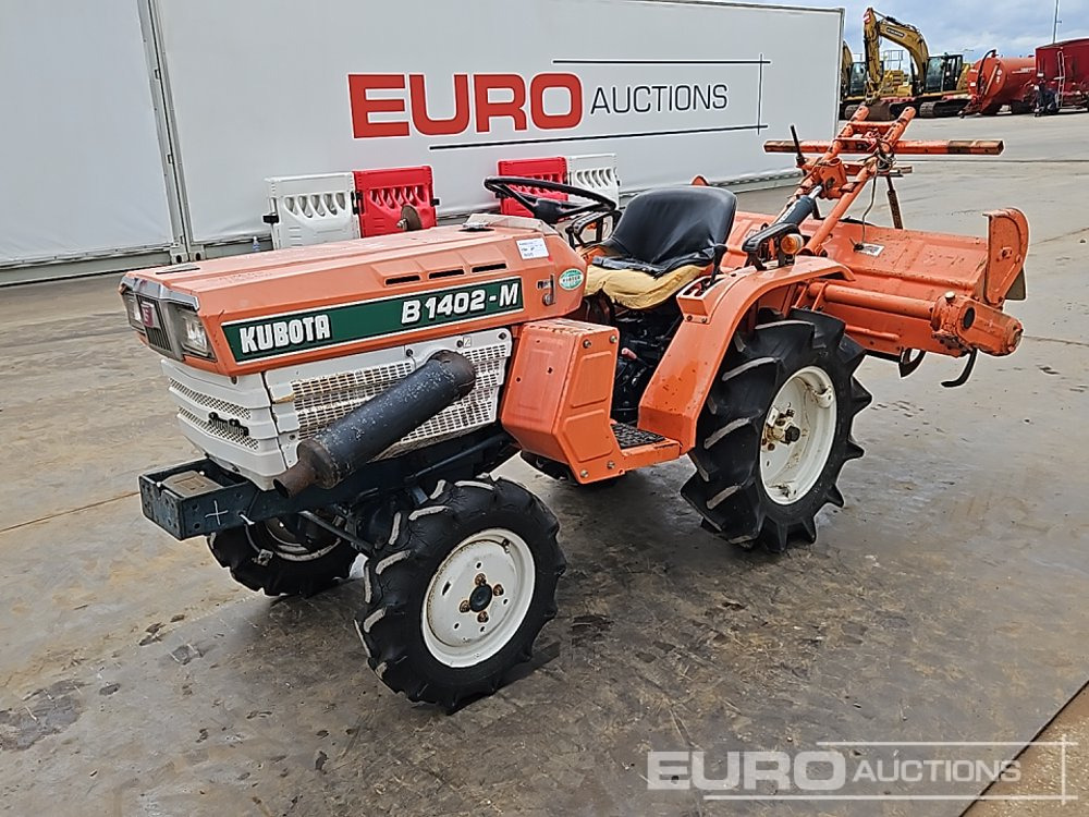 Kubota B1402-M - Trattore piccolo: foto 1 Kubota B1402-M - Trattore piccolo: foto 1