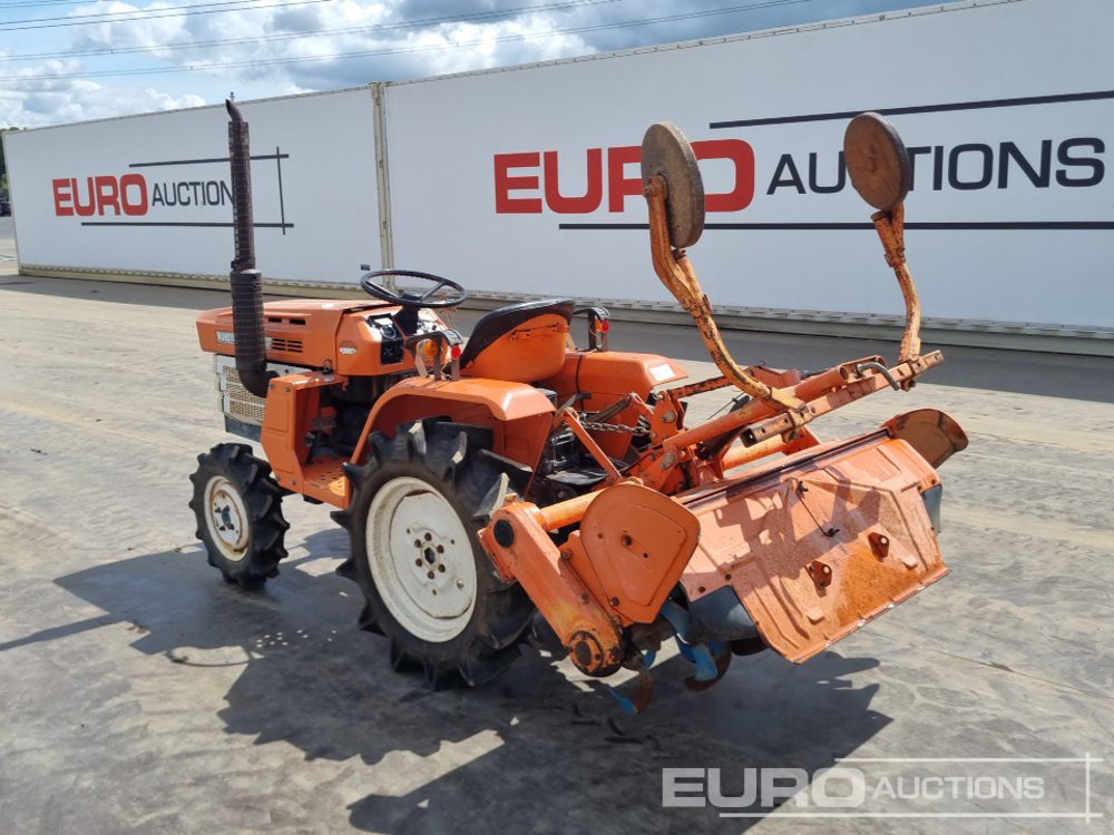 Kubota B1500 - Trattore piccolo: foto 3 Kubota B1500 - Trattore piccolo: foto 3