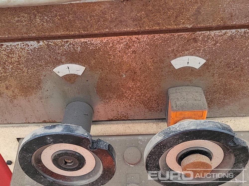 Attrezzatura da costruzione Loar Bendhor 30: foto 16