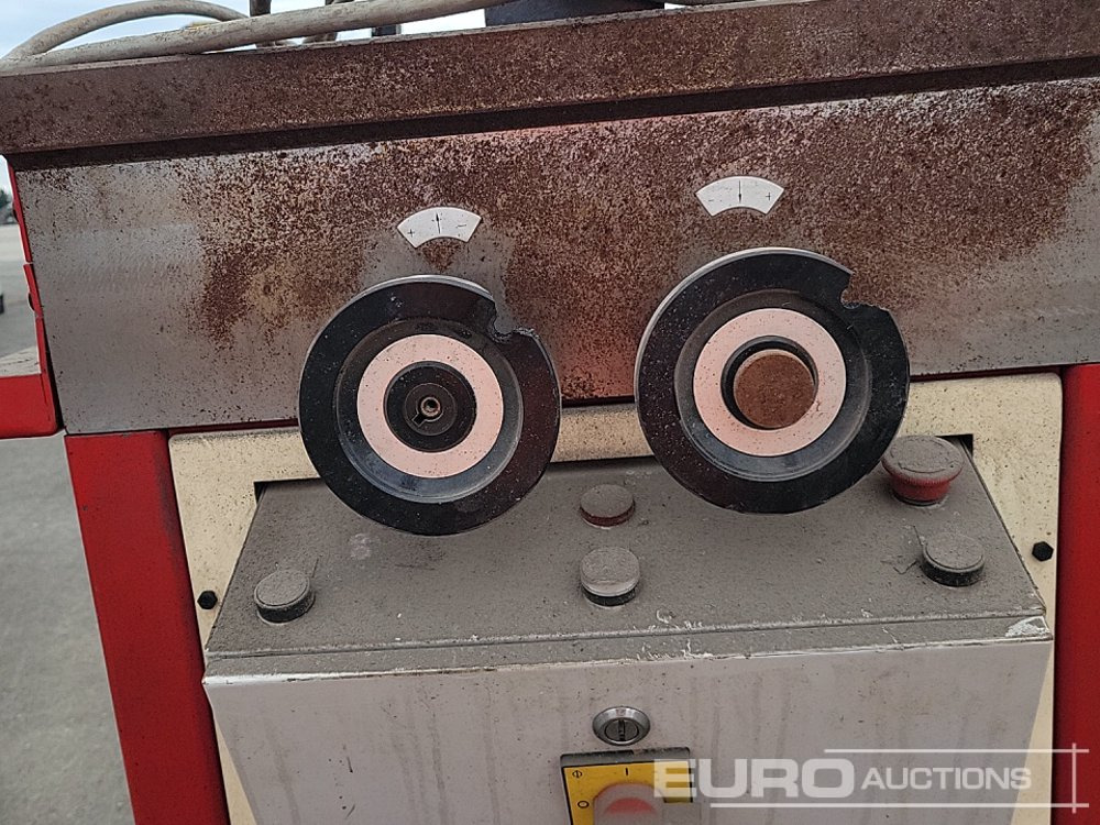 Attrezzatura da costruzione Loar Bendhor 30: foto 17