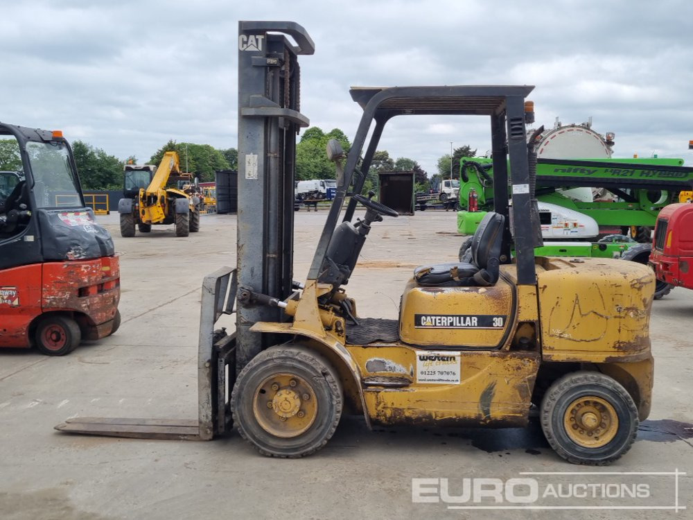 CAT DP30K - Macchina da cantiere: foto 2 CAT DP30K - Macchina da cantiere: foto 2