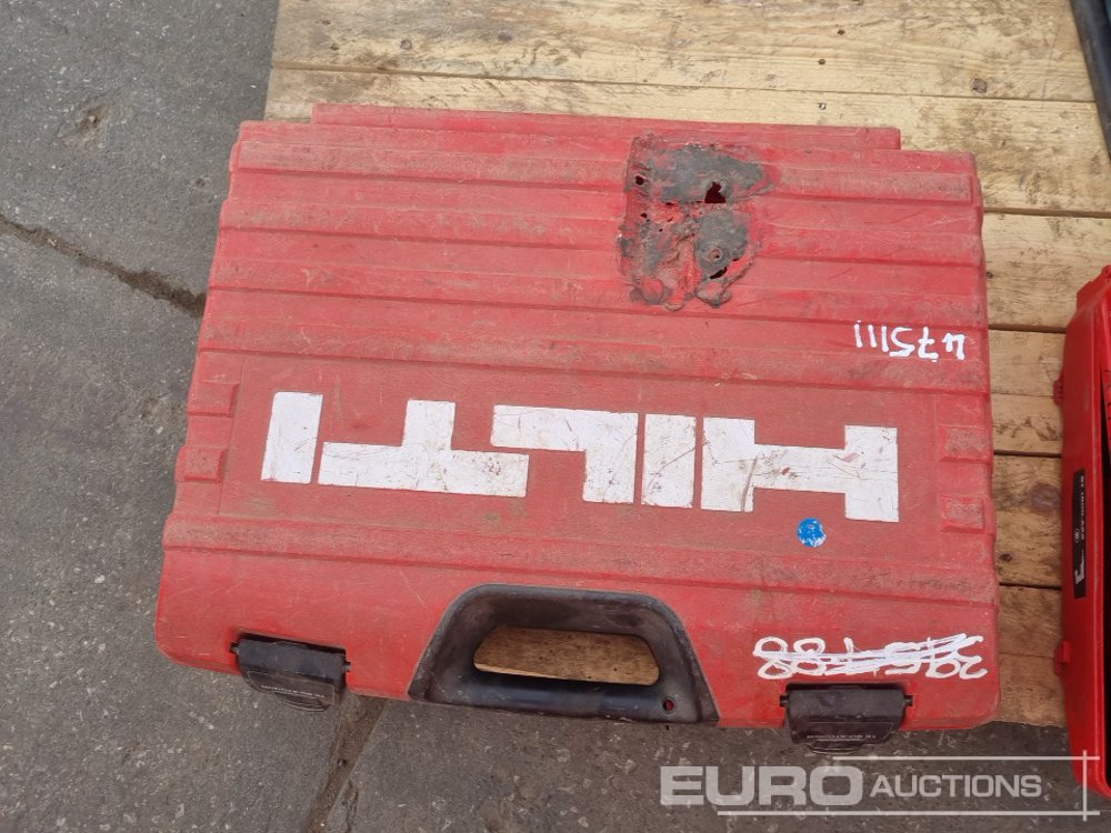 Attrezzatura da costruzione Makita 110Volt Drill, 110Volt Die Grinder, 110Volt 9" Grinder, 110Volt Rip Saw, 110Volt Jig Saw, Petrol Chainsaw Body, Hilti Battery Metal Construction Driver, Hilti 110 Volt Hammer Drill, Hilti Batte: foto 33