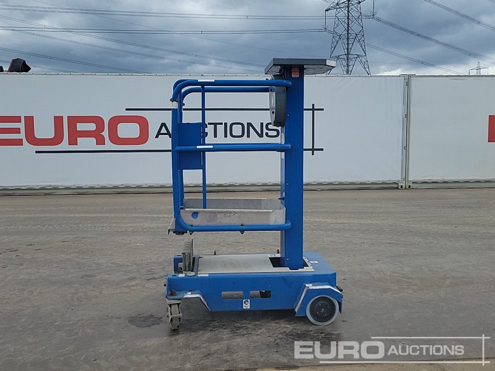 Manual Access Platform - Piattaforma aerea: foto 2 Manual Access Platform - Piattaforma aerea: foto 2