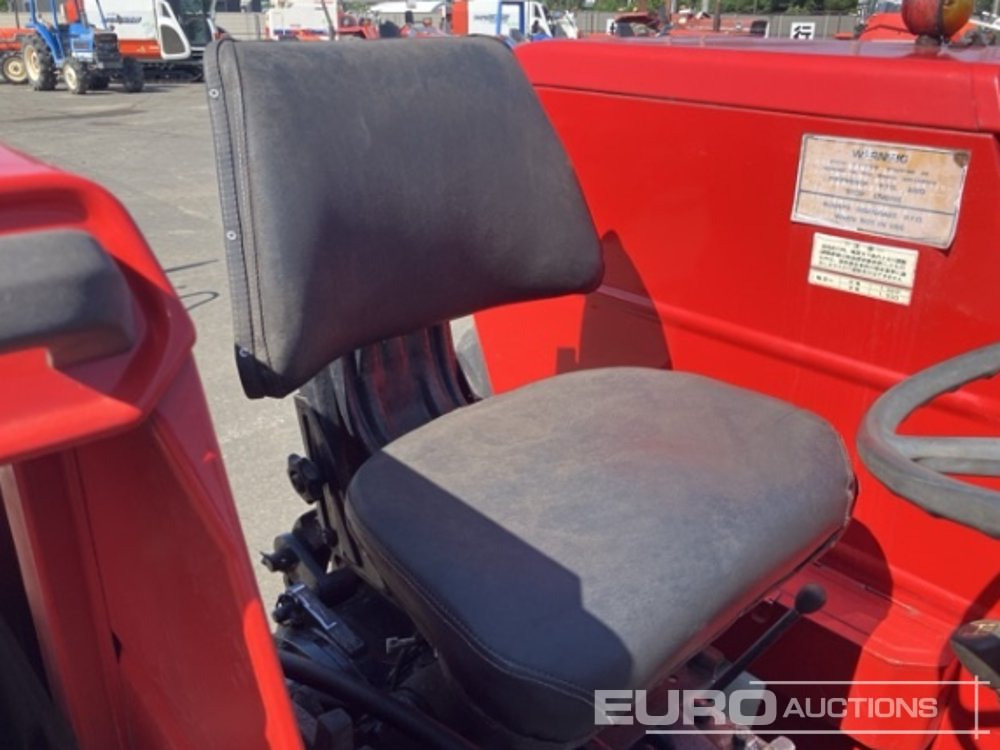 Massey Ferguson 240 - Trattore: foto 3 Massey Ferguson 240 - Trattore: foto 3