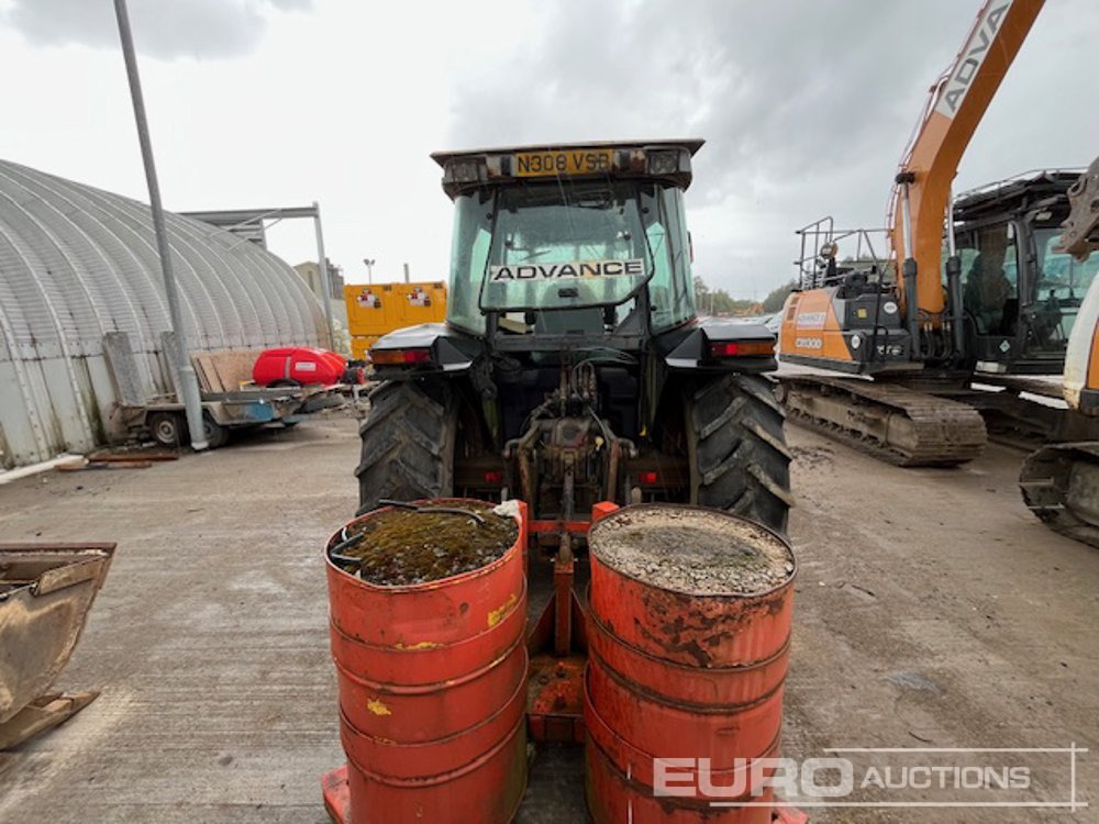 Massey Ferguson 6120 - Trattore: foto 4 Massey Ferguson 6120 - Trattore: foto 4