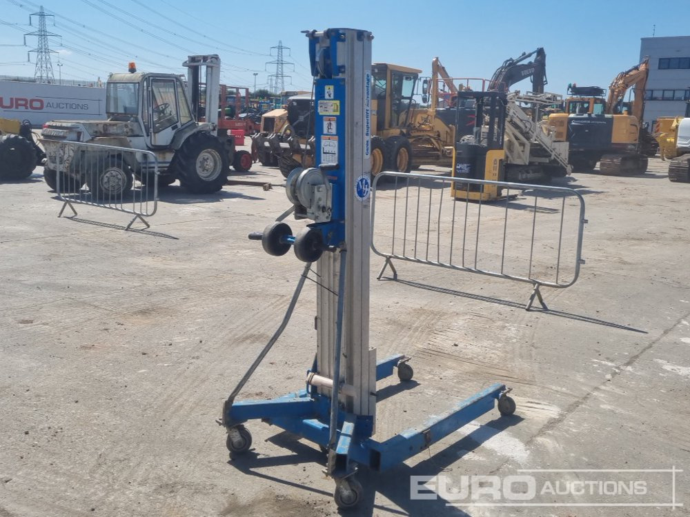 Genie SLA-10 - Mezzo di movimentazione: foto 1 Genie SLA-10 - Mezzo di movimentazione: foto 1