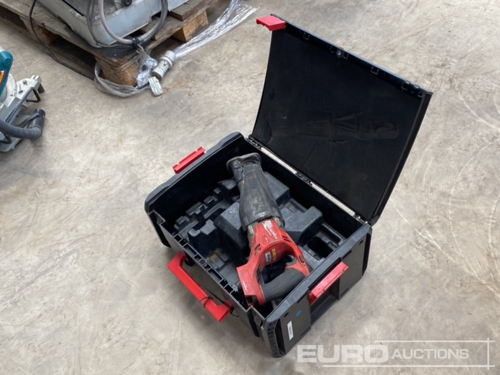 Milwaukee M18 ONESX 18 Volt Recip Saw (Body & Case Only) - Attrezzatura da costruzione: foto 1 Milwaukee M18 ONESX 18 Volt Recip Saw (Body & Case Only) - Attrezzatura da costruzione: foto 1