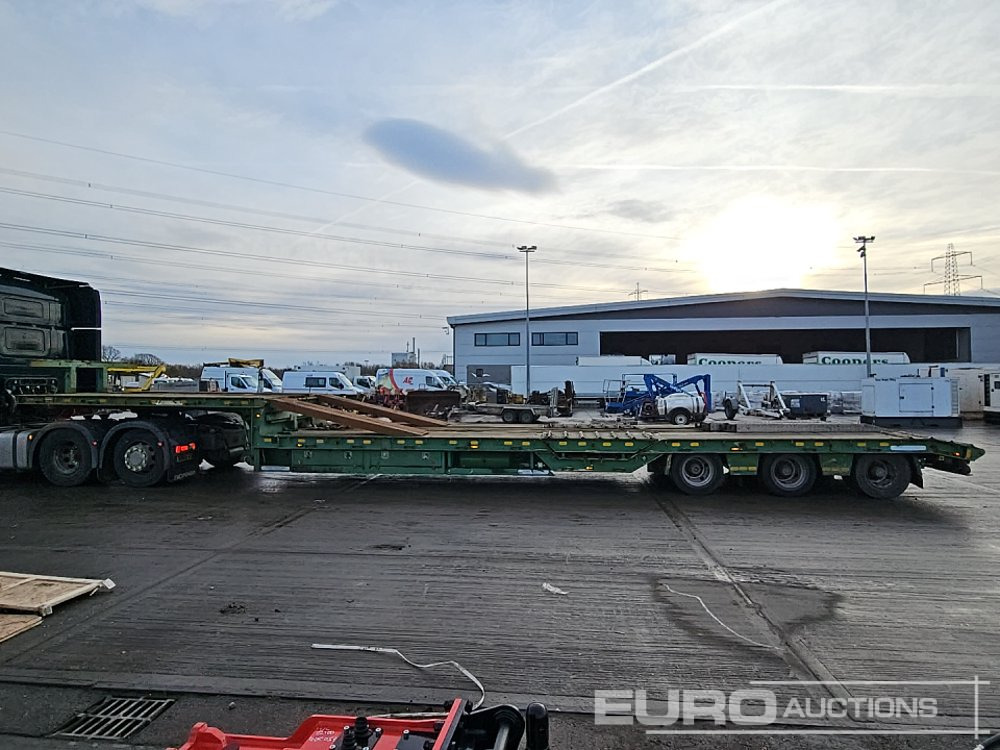 SM TRAILERS Tri Axle Extendable Stepframe Low Loader Trailer, Neck Ramps, Wheel Wells, Steel Ramps - Semirimorchio pianale ribassato: foto 2 SM TRAILERS Tri Axle Extendable Stepframe Low Loader Trailer, Neck Ramps, Wheel Wells, Steel Ramps - Semirimorchio pianale ribassato: foto 2