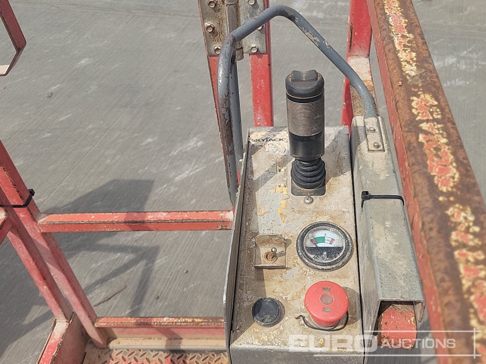 Piattaforma aerea SkyJack SJ16: foto 22