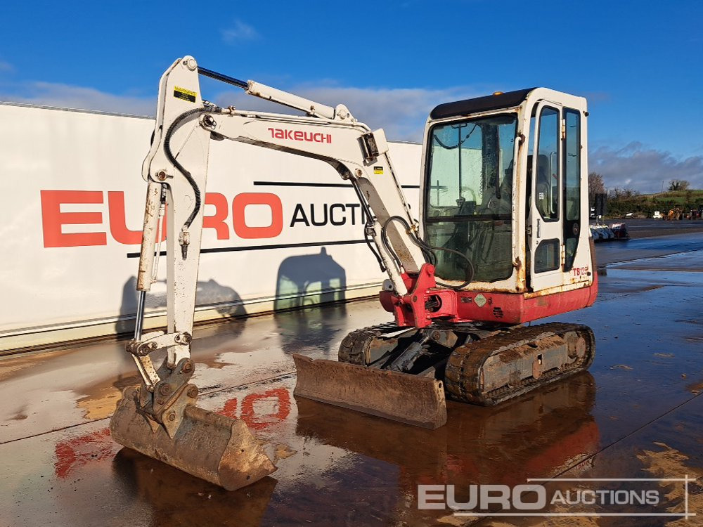 Takeuchi TB125 - Miniescavatore: foto 1 Takeuchi TB125 - Miniescavatore: foto 1
