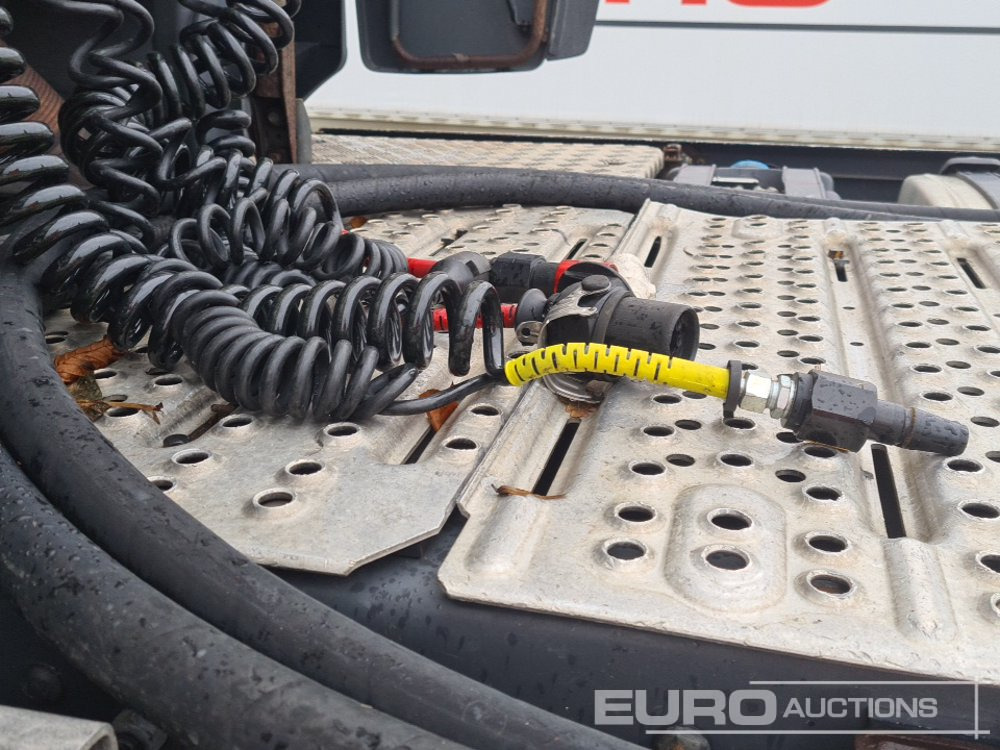 Trattore stradale 2013 Scania R560: foto 14