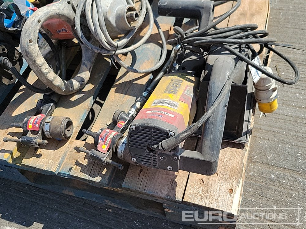 Attrezzatura da costruzione Unibor 110 Vot Mag Drill, Alfra Rotabest 110 Volt Mag Drill, 110 Volt Paddle Mixer (3 of), 100Volt Evolution Cut off Saw, 110 Volt REMS Sander: foto 35