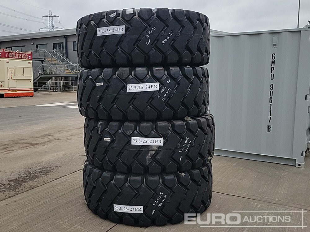 Unused 2025 23.5-25 24PR Tyres (4 of) - Pneumatico: foto 1 Unused 2025 23.5-25 24PR Tyres (4 of) - Pneumatico: foto 1
