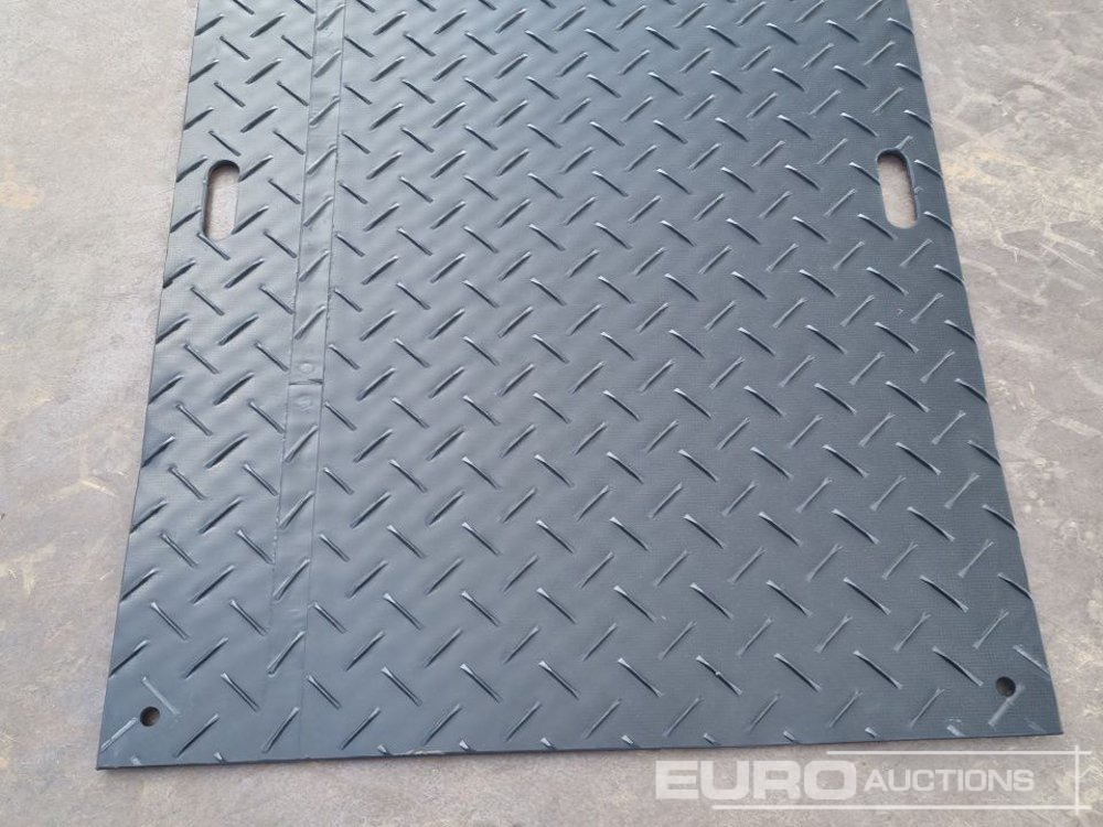 Attrezzatura da costruzione Unused 8' x 4' Plastic Ground Protection Mats (52 of), Connectors (104 of): foto 9