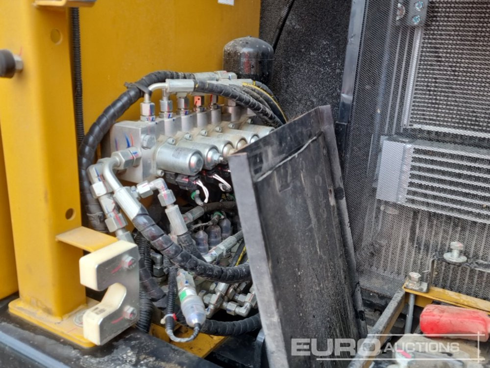 Escavatore cingolato Unused Sany SY135C: foto 32