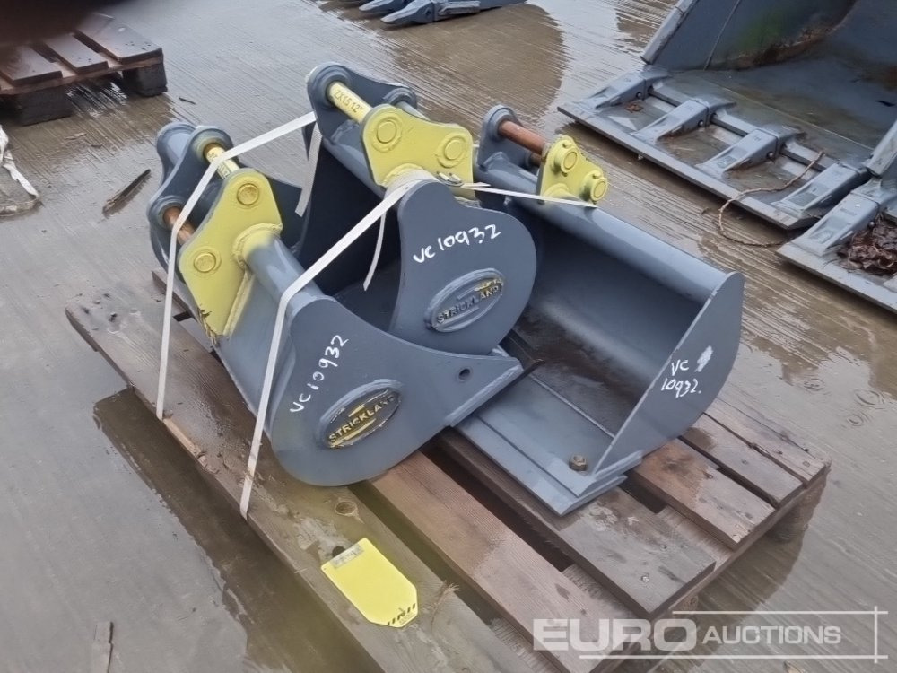 Unused Strickland 36" Ditching, 24", 12" Digging Bucket 30mm Pin to suit Mini Excavator - Benna: foto 1 Unused Strickland 36" Ditching, 24", 12" Digging Bucket 30mm Pin to suit Mini Excavator - Benna: foto 1