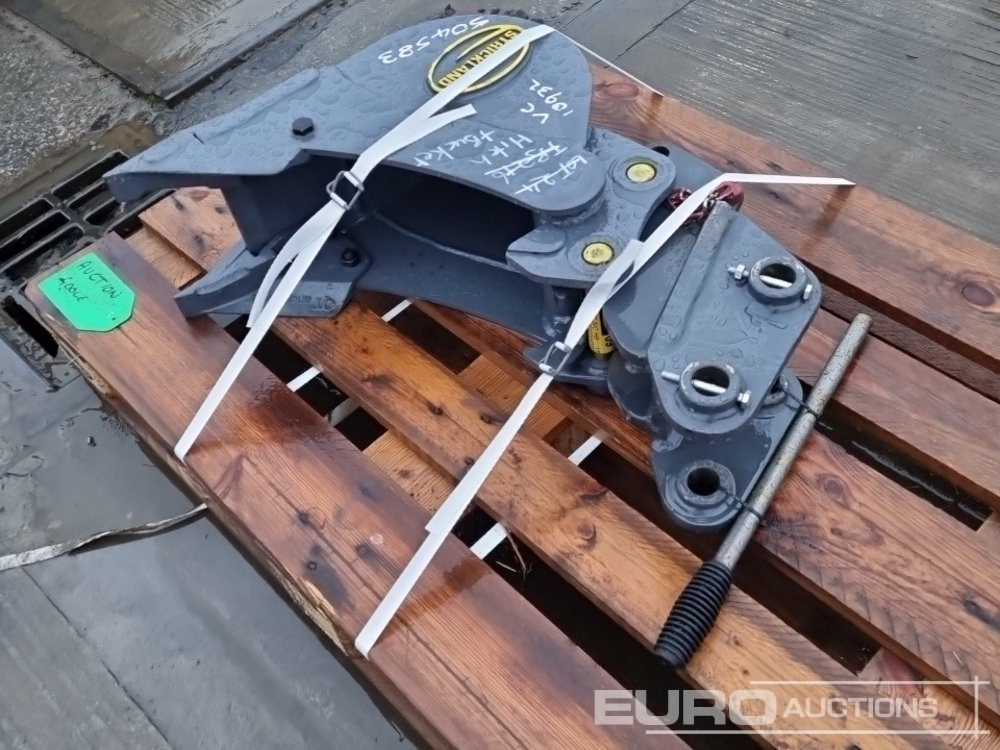 Unused Strickland Manual QH, 9" Digging Bucket 30mm Pin to suit Mini Excavator - Benna: foto 1 Unused Strickland Manual QH, 9" Digging Bucket 30mm Pin to suit Mini Excavator - Benna: foto 1