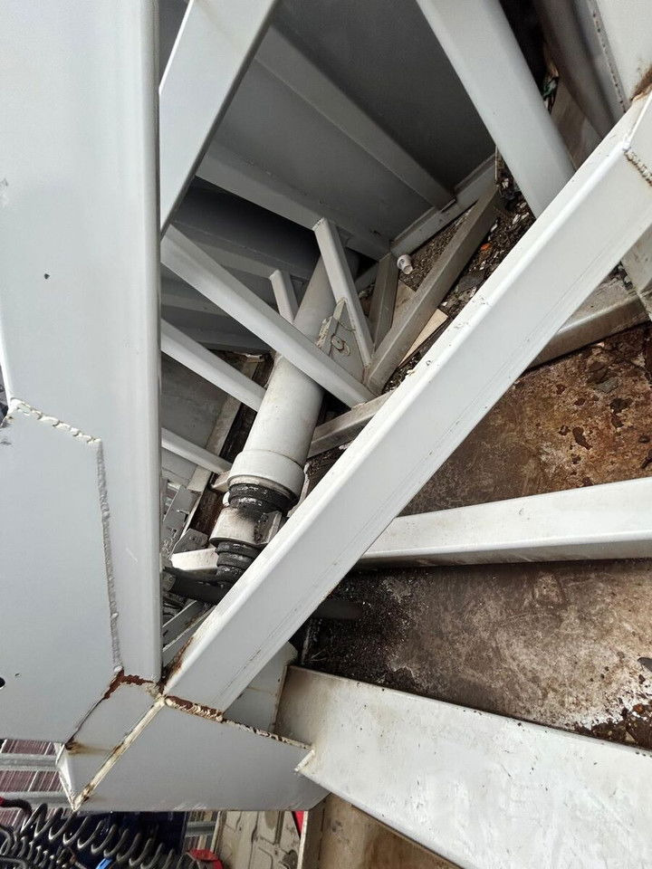 Legras - Semirimorchio piano mobile: foto 4 Legras - Semirimorchio piano mobile: foto 4