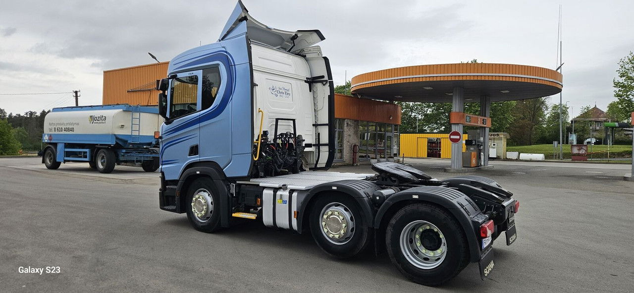 Trattore stradale Scania 450: foto 17