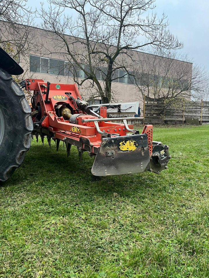 Erpice rotante usato Emy Elenfer CL400 - Erpice rotante: foto 3 Erpice rotante usato Emy Elenfer CL400 - Erpice rotante: foto 3