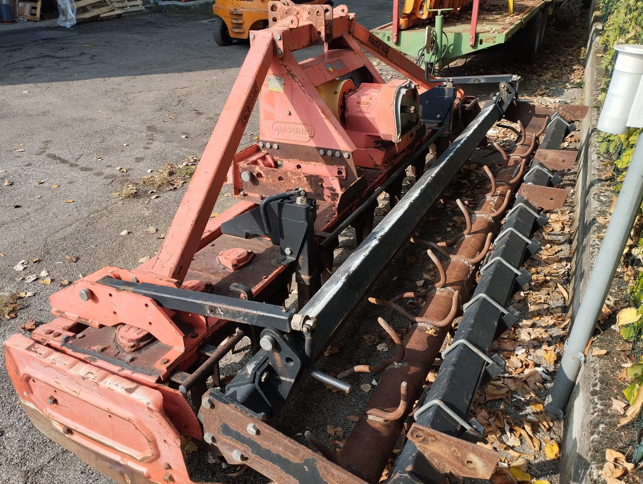 Maschio erpice rotante usato Dominator 3,5m - Zappatrice: foto 2 Maschio erpice rotante usato Dominator 3,5m - Zappatrice: foto 2