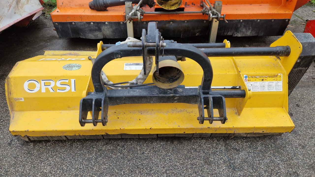 Orsi Trincia erba legna usata Dynamic Hardox 2250 - Trincia a martelli: foto 3 Orsi Trincia erba legna usata Dynamic Hardox 2250 - Trincia a martelli: foto 3