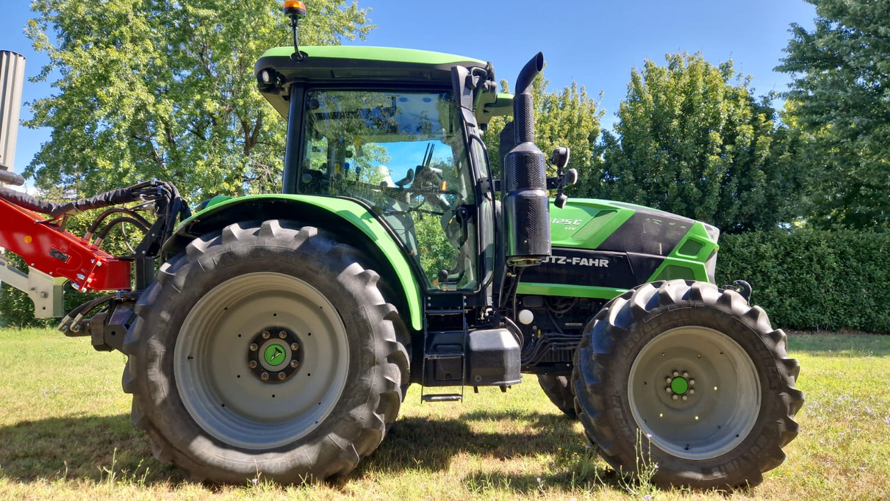 Trattore usato Deutz-Fahr 6125 C TTV - Trattore: foto 2 Trattore usato Deutz-Fahr 6125 C TTV - Trattore: foto 2