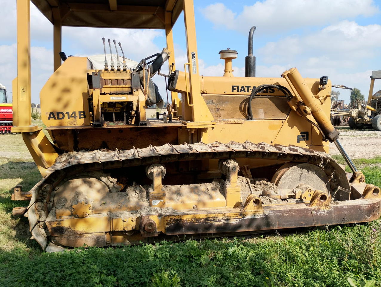 Trattore usato Fiat Allis AD14B - Trattore: foto 1 Trattore usato Fiat Allis AD14B - Trattore: foto 1